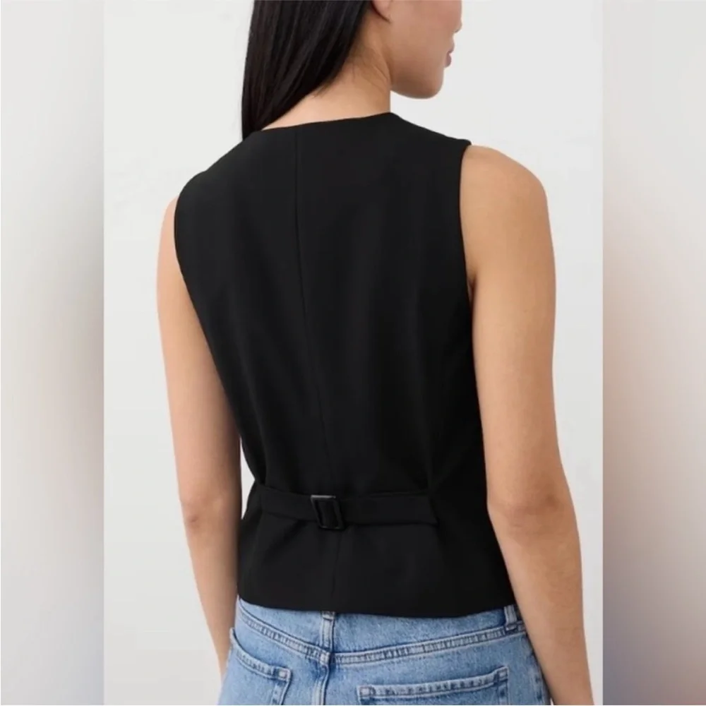 Banana Republic Hayden Black Cropped Vest Tailored Sleeveless Top Size 2 NWT